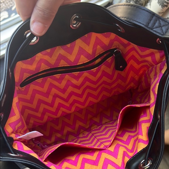 Vera Bradley Black and Red Crossbody Bag with Floral Design - Picture 3 of 5